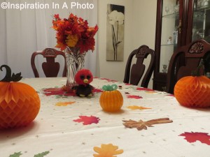 Thanksgiving_dining room table